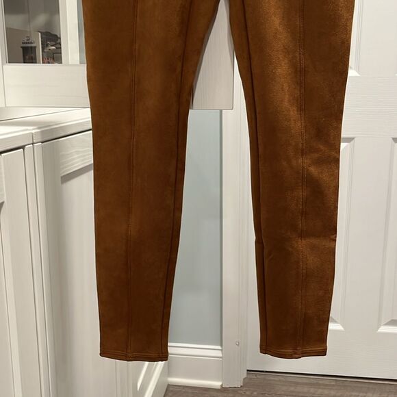 SPANX On the Go Slim Straight Ankle Pant/Legging, Camel, Suede, Size SP - Picture 3 of 9